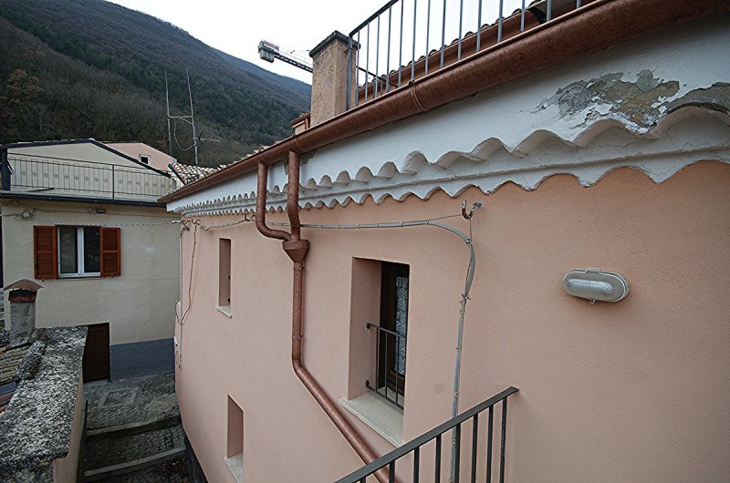 Casa independiente en Tione degli Abruzzi