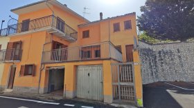 Wohnung in Lucoli