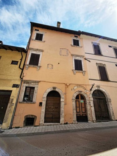 Casa independiente en Leonessa