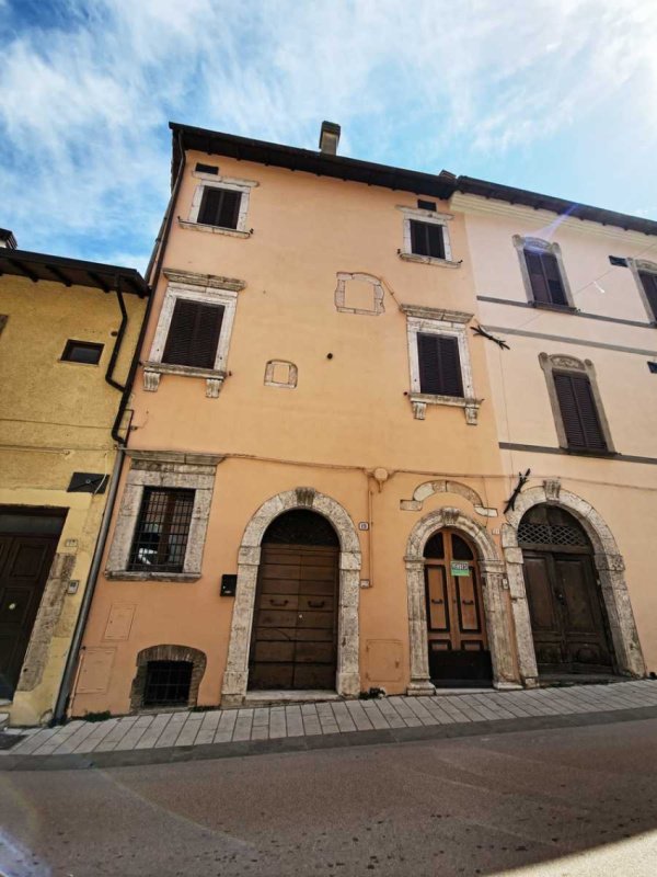 Casa independiente en Leonessa