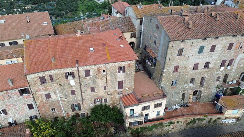 Hus i Scarlino