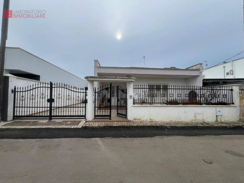 Einfamilienhaus in Porto Cesareo