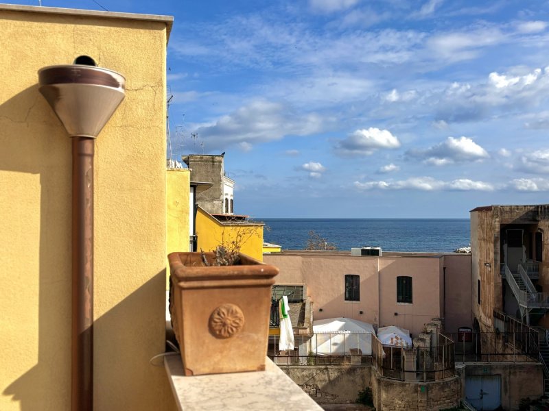 Vrijstaande woning in Bari
