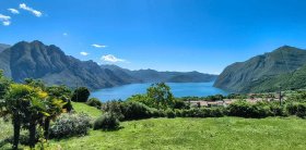 Doppelhaushälfte in Solto Collina
