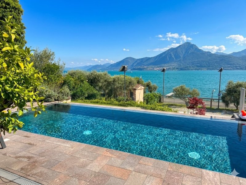 2 Bedrooms Villa for sale in Torri Del Benaco [813851] | Gate-away®