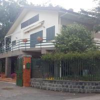 Villa a Aci Sant'Antonio