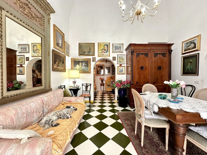 Особняк в Терразини