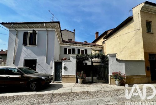 Casa independente em Felizzano
