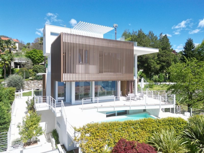 Villa a Verbania