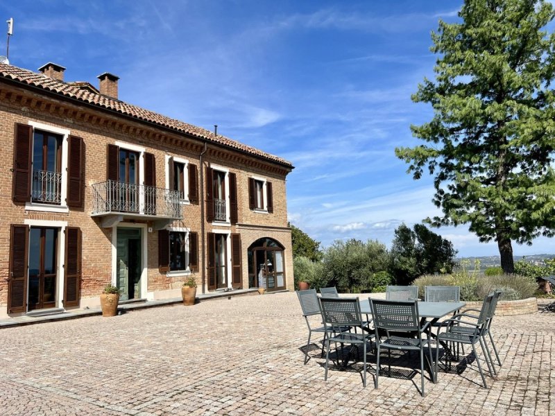Villa i Costigliole d'Asti