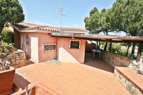 Maison mitoyenne à Baja Sardinia