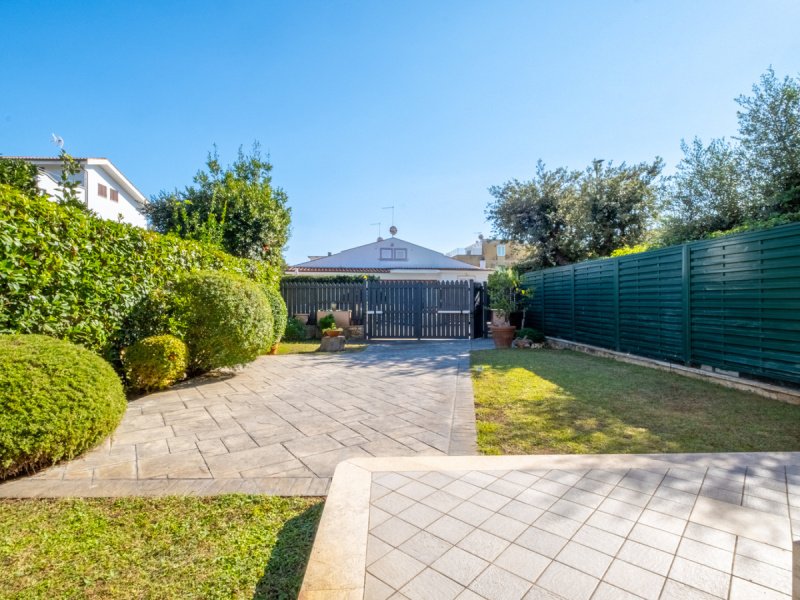Casa semi indipendente a Fiumicino