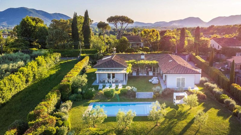 Country house in Capannori