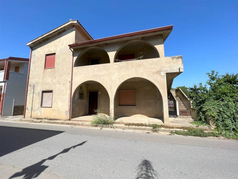 Особняк в Сантади