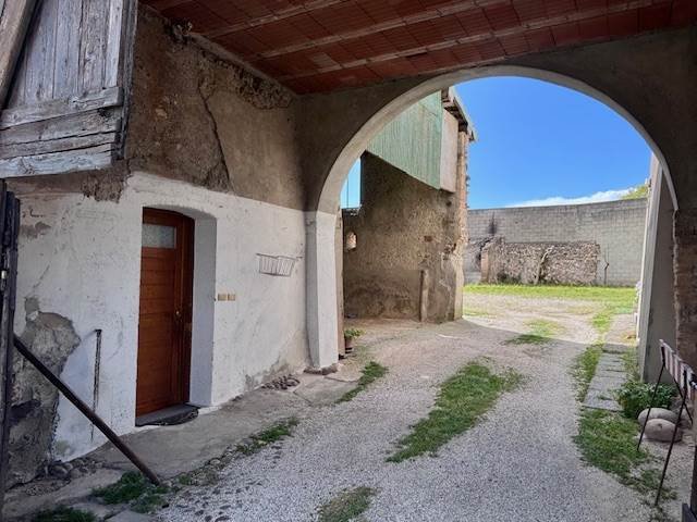 Отдельно стоящий дом в Сольферино