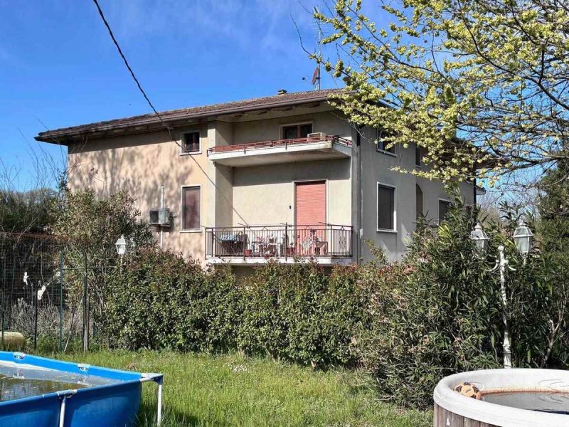 Особняк в Понти-суль-Минчо