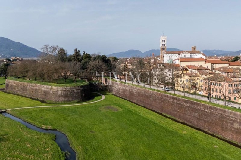 Apartment in Lucca