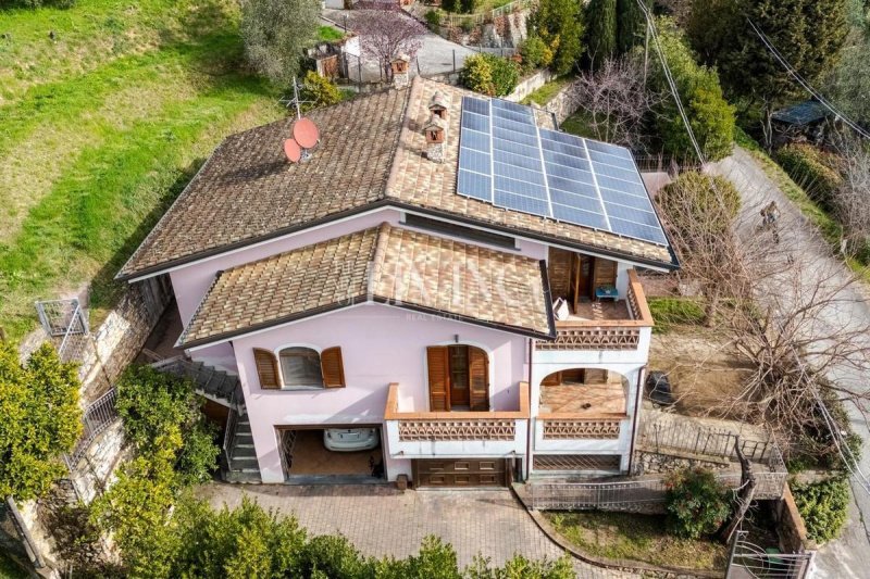 Villa à Massarosa