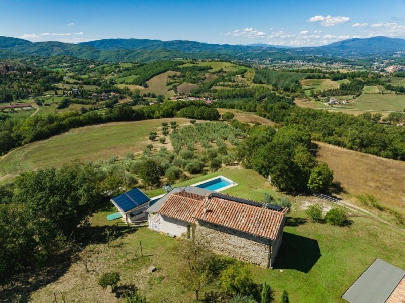 Casa di campagna a Monte Santa Maria Tiberina