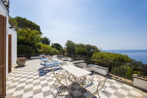 Villa a Arenzano