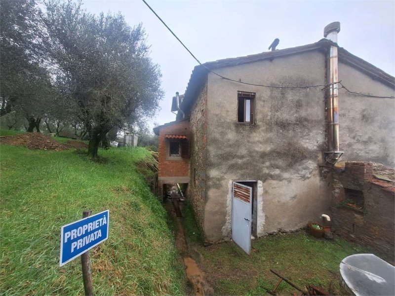 Palais à Montecatini Terme