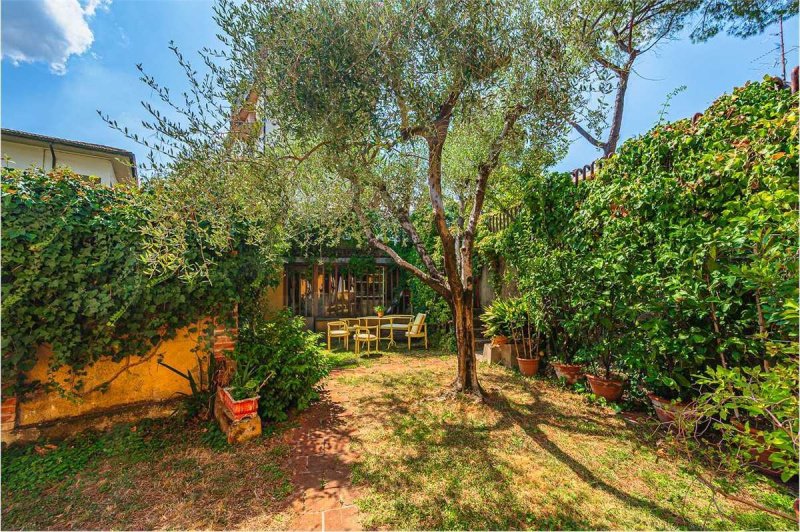 Casa indipendente a Montecatini-Terme