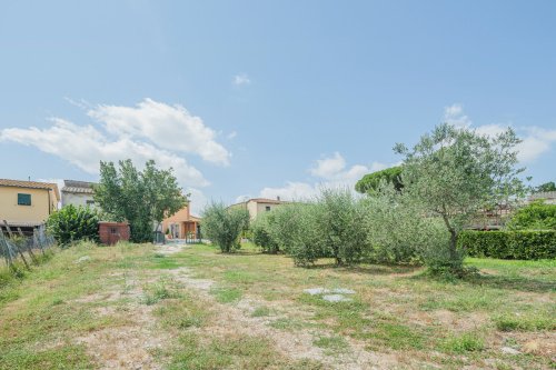 Casa indipendente a Crespina Lorenzana