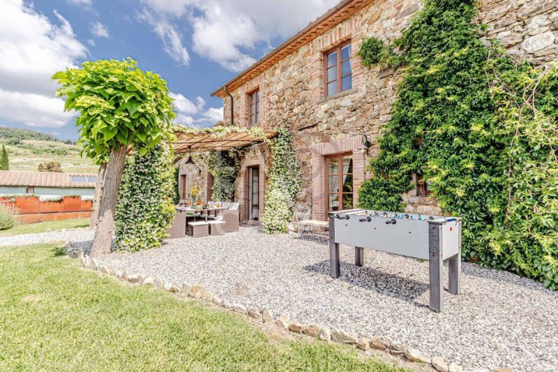 Villa a Montecatini Val di Cecina