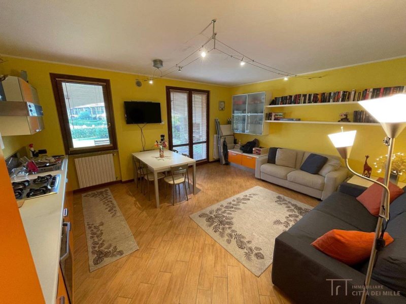 Особняк из двух квартир в Манерба-дель-Гарда