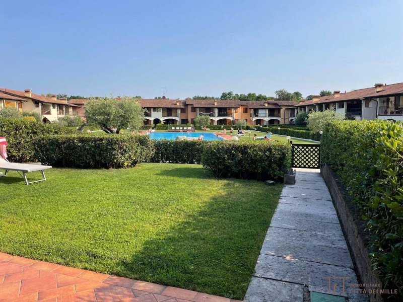 Maison jumelée à Manerba del Garda