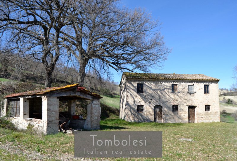 Farmhouse in San Lorenzo in Campo
