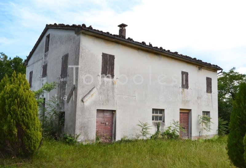 Farmhouse in Sassoferrato