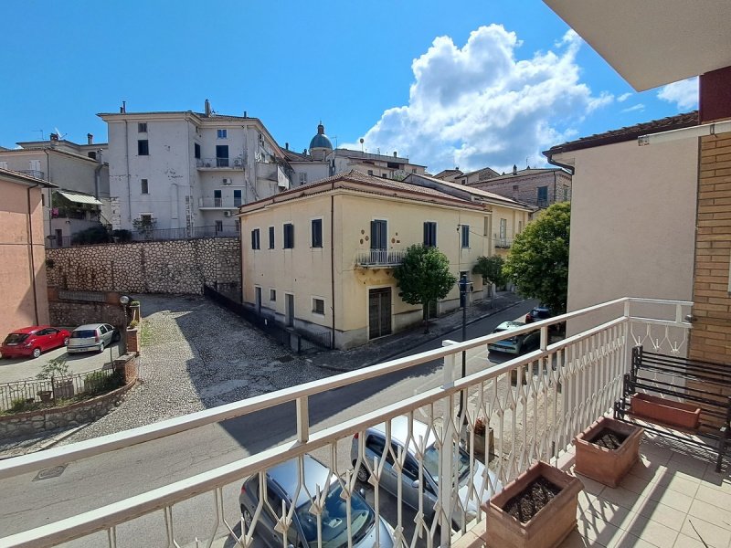 Apartamento en Atina