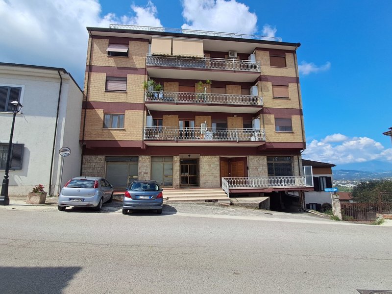 Apartamento en Atina