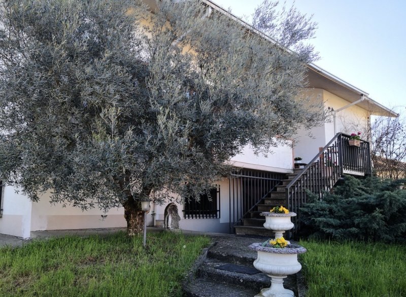 卡斯泰焦独栋房屋