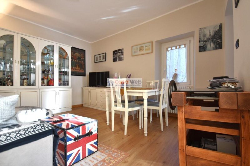 Apartment in Maccagno con Pino e Veddasca