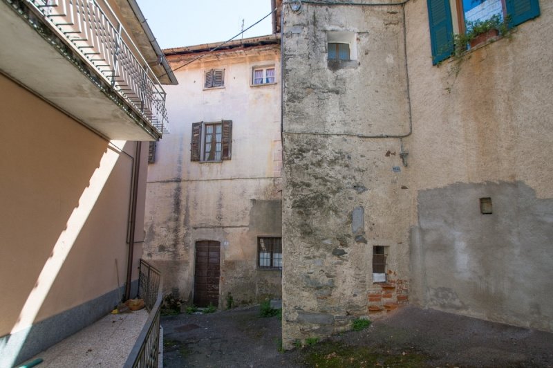 Casa independiente en Dumenza