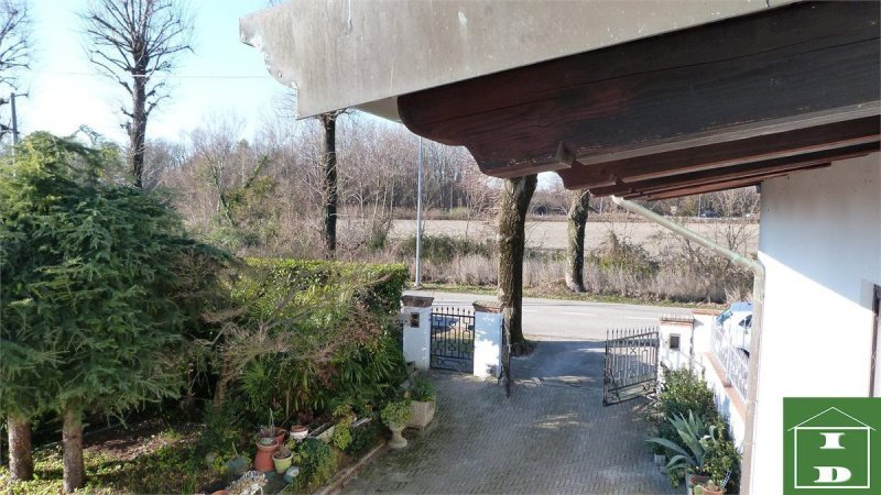 Casa geminada em Cervignano del Friuli