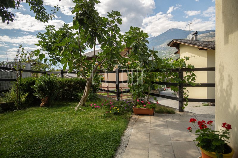 Terraced house in Saint-Marcel