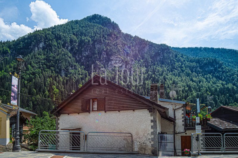 Apartment in Antey-Saint-André