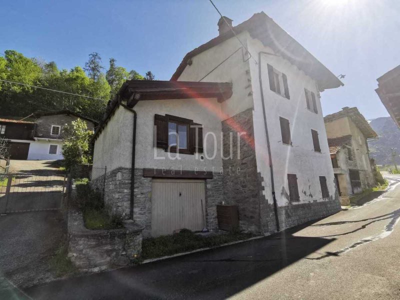 Hus i Villeneuve