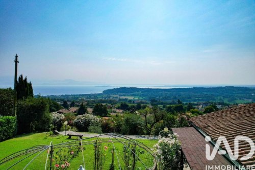 Villa a Padenghe sul Garda