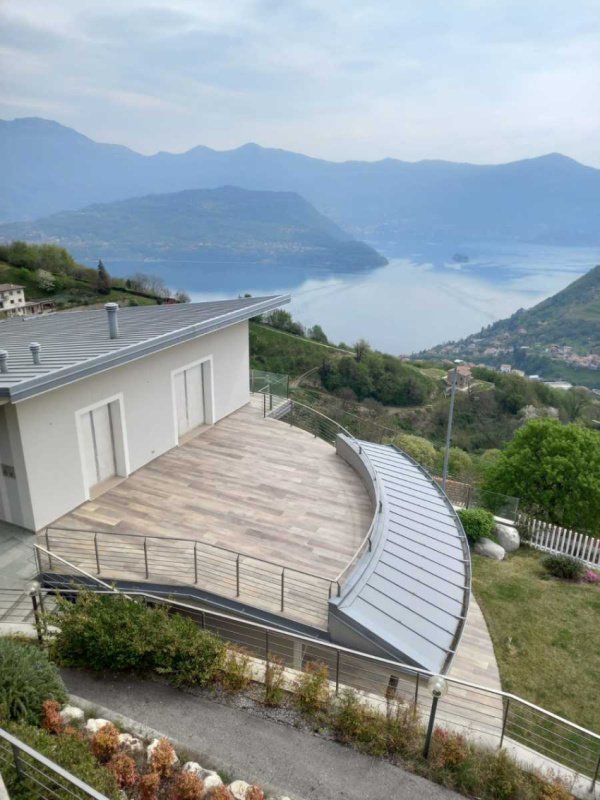 Detached house in Vigolo