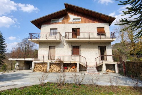 Vrijstaande woning in Millesimo
