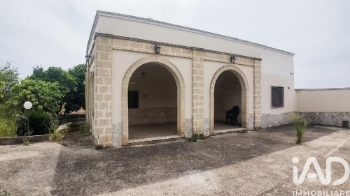 Villa in Oria