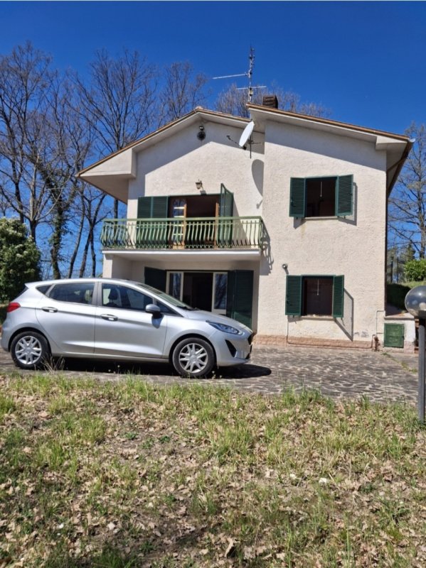 Maison individuelle à Rocca Sinibalda