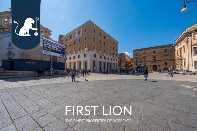 Kommersiell byggnad i Lecce