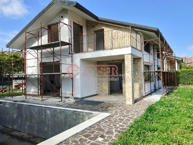 Villa in Casatenovo
