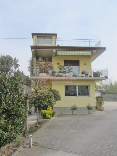 Einfamilienhaus in Casatenovo