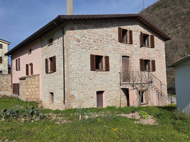 Country house in Nocera Umbra
